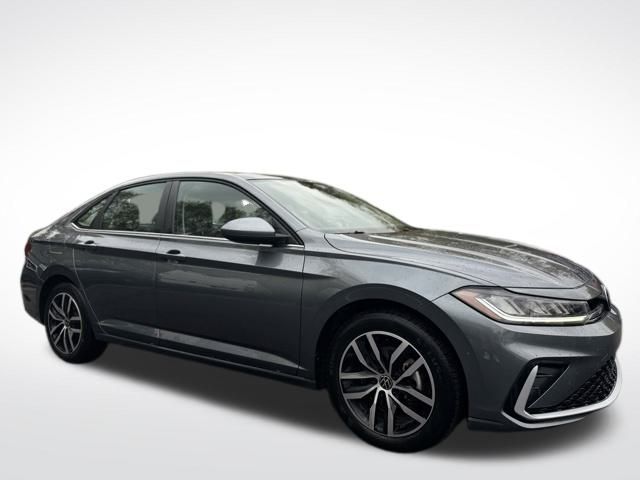 2025 Volkswagen Jetta 1.5T SE photo 3