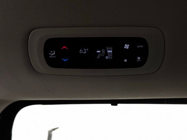 2022 CHRYSLER PACIFICA - Image 23