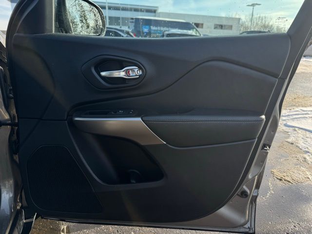 2021 JEEP CHEROKEE - Image 14