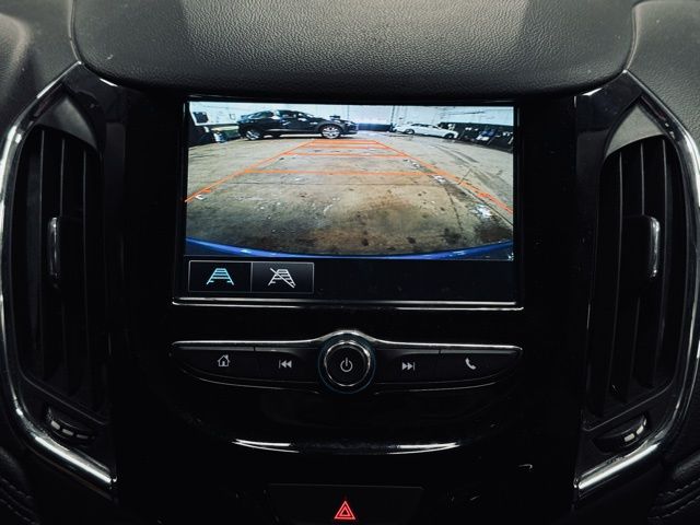 2017 CHEVROLET CRUZE - Image 32