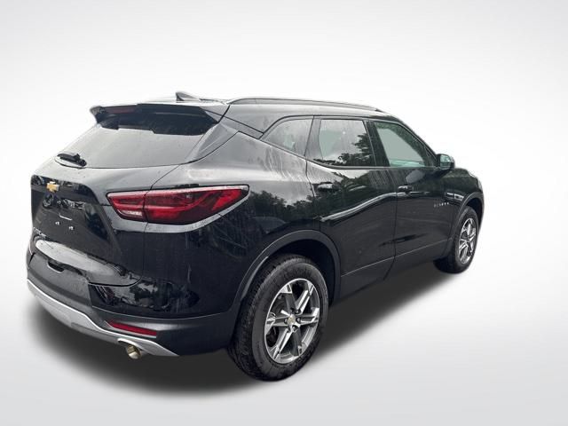 2023 Chevrolet Blazer 2LT photo 4