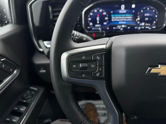 2023 CHEVROLET SILVERADO - Image 23