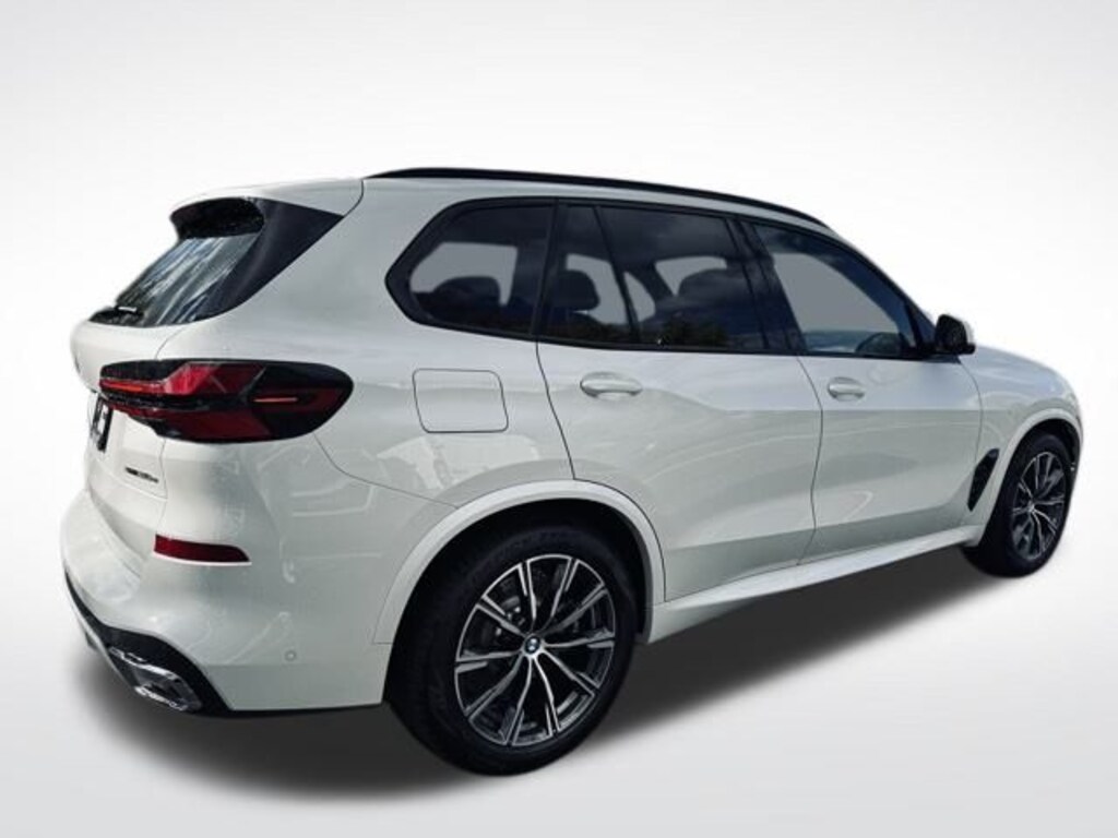New 2026 BMW X5 PHEV xDrive50e SUV