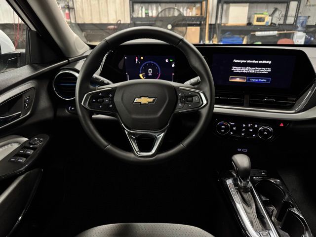 2025 CHEVROLET TRAX - Image 22