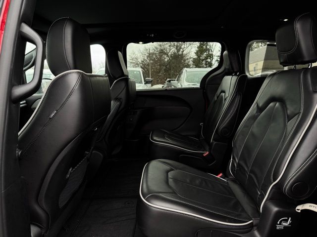 2025 CHRYSLER PACIFICA - Image 21
