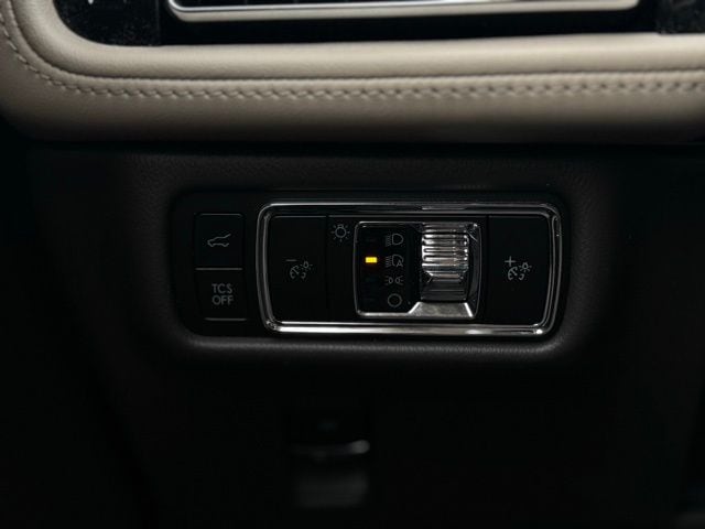 2023 LINCOLN NAUTILUS - Image 30