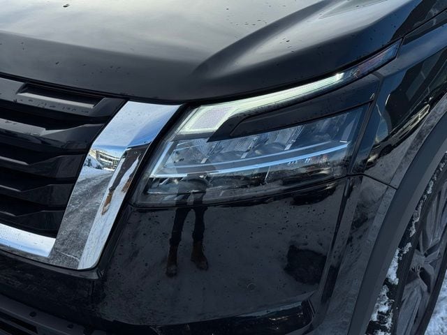 2023 NISSAN PATHFINDER - Image 2