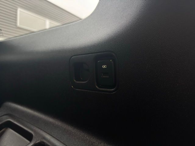 2019 GMC ACADIA - Image 24