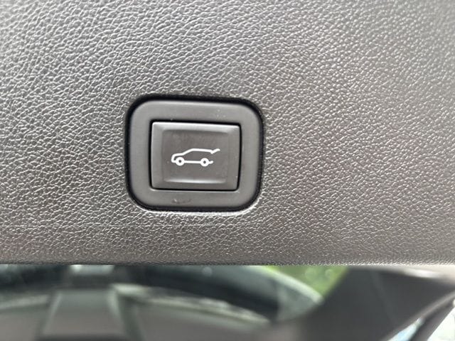 2024 CADILLAC XT6 - Image 8