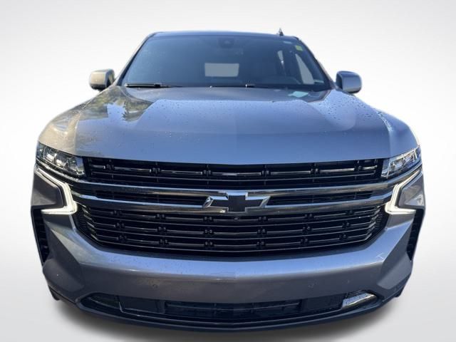 2021 Chevrolet Suburban RST photo 2