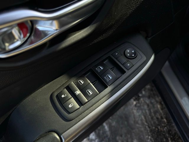 2021 JEEP CHEROKEE - Image 13