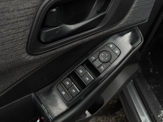 2023 NISSAN ROGUE - Image 11