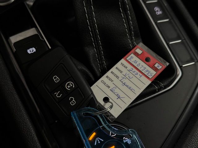 2024 VOLKSWAGEN TIGUAN - Image 35