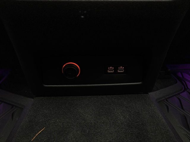 2026 BMW X7 - Image 23