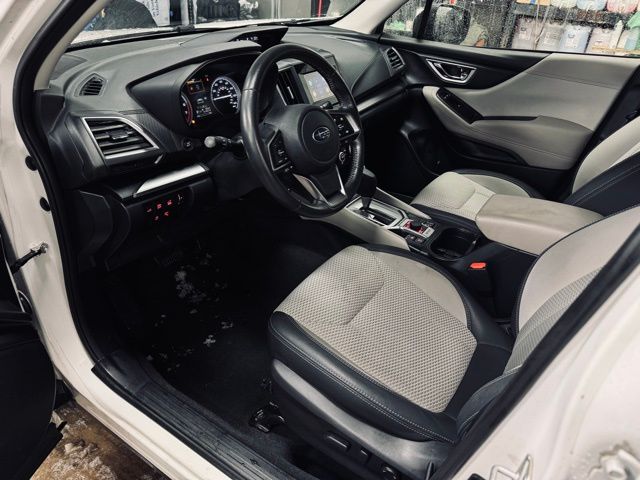 2022 SUBARU FORESTER - Image 18