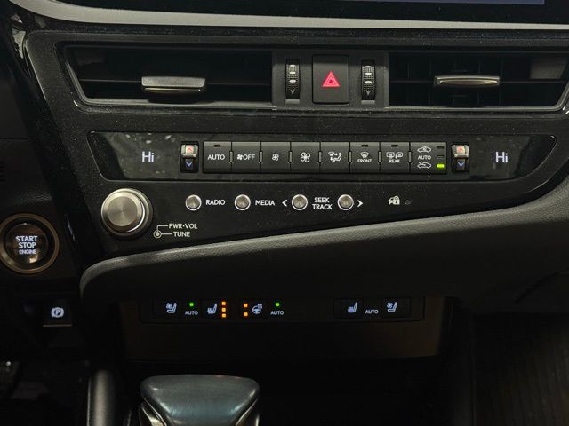 2023 LEXUS ES - Image 36