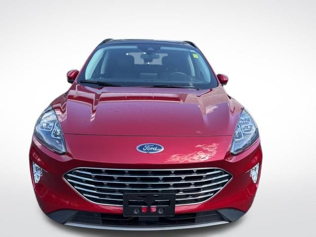 2022 Ford Escape Titanium photo 2