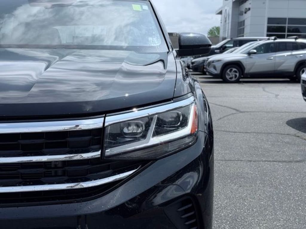 Used 2023 Volkswagen Atlas Cross Sport 2.0T SE SUV