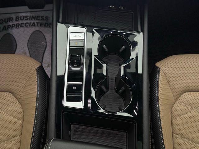 2025 VOLKSWAGEN ATLAS CROSS SPORT - Image 33