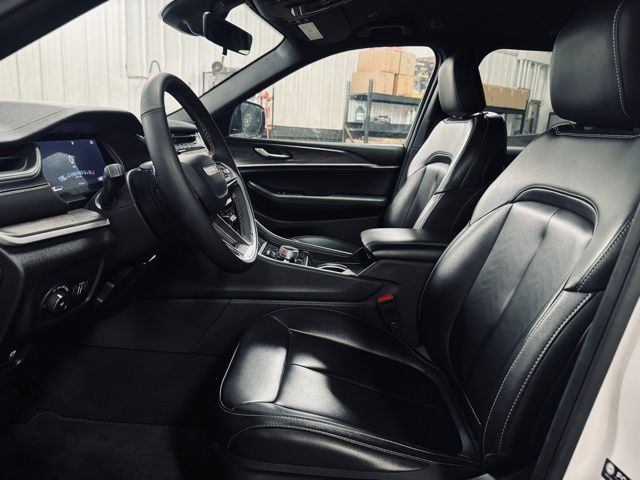 2025 JEEP GRAND CHEROKEE - Image 16