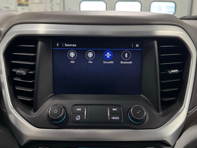 2023 GMC ACADIA - Image 31