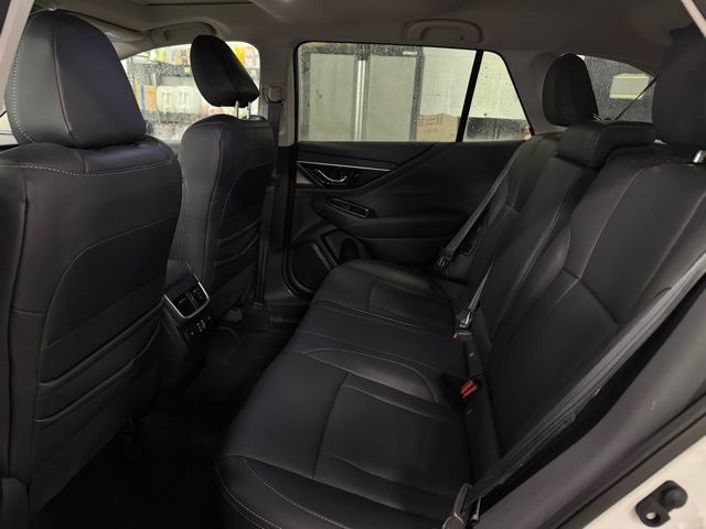 2023 SUBARU OUTBACK - Image 19