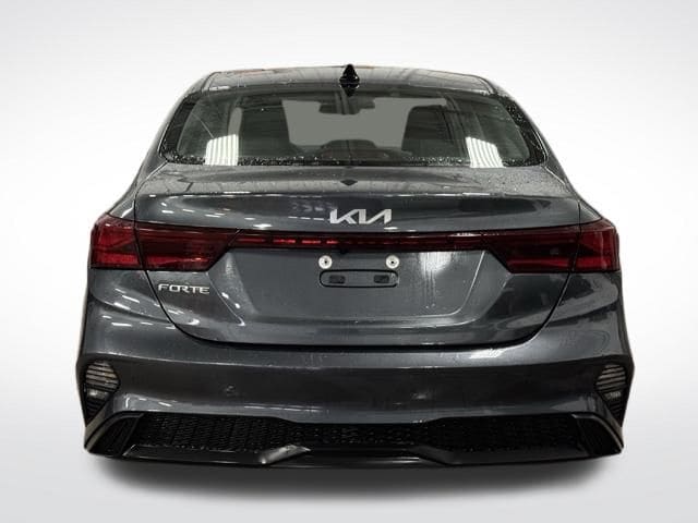 2024 KIA FORTE - Image 8