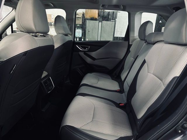 2022 SUBARU FORESTER - Image 13