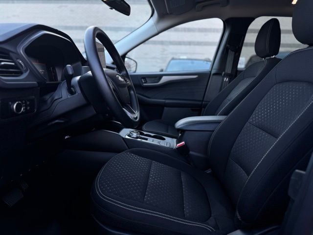 2025 FORD ESCAPE - Image 16