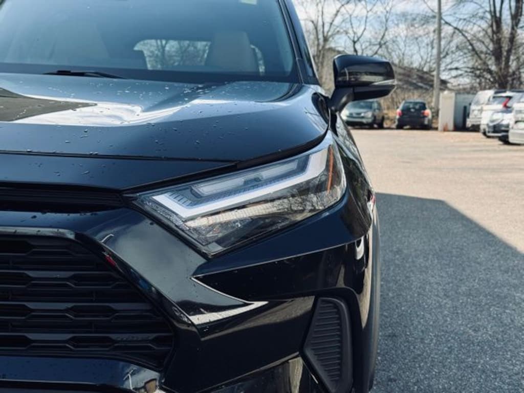 Used 2024 Toyota RAV4 Hybrid XLE SUV