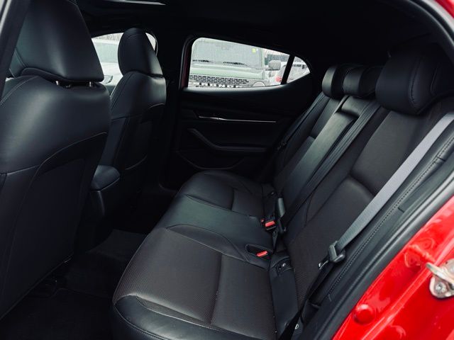 2024 MAZDA MAZDA3 - Image 18