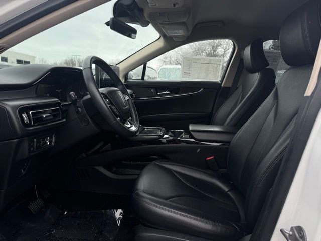 2022 LINCOLN NAUTILUS - Image 17