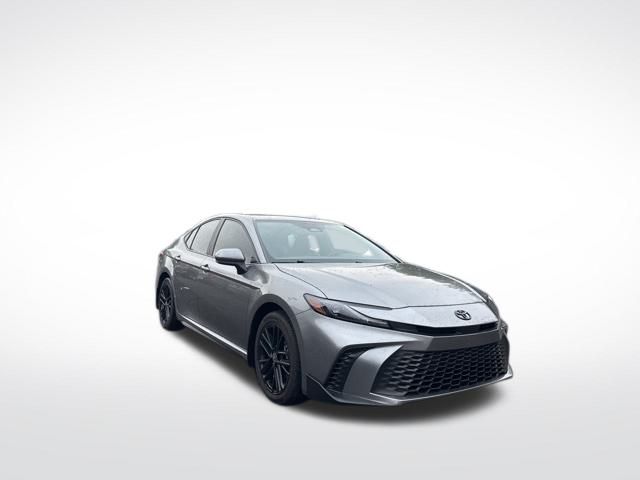 2025 Toyota Camry SE photo 3