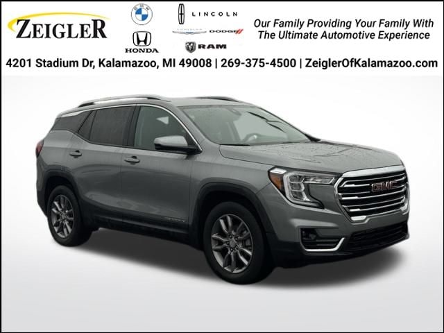 2024 GMC TERRAIN - Image 1