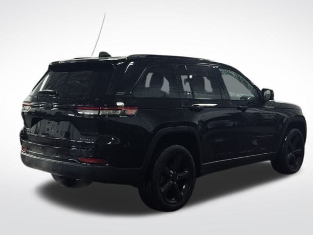 2023 JEEP GRAND CHEROKEE - Image 6