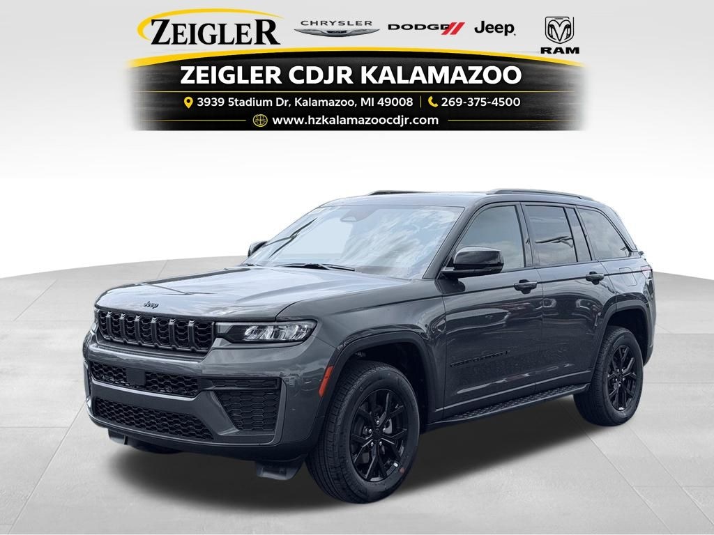 New 2026 Jeep Grand Cherokee Laredo SUV