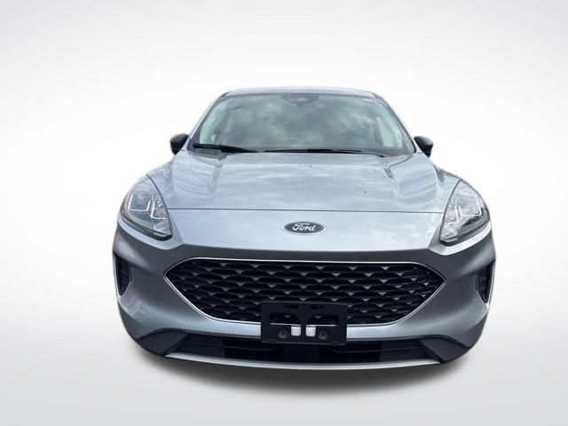 2022 Ford Escape SE photo 2