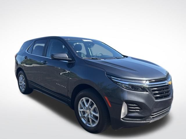 2023 Chevrolet Equinox LT photo 3