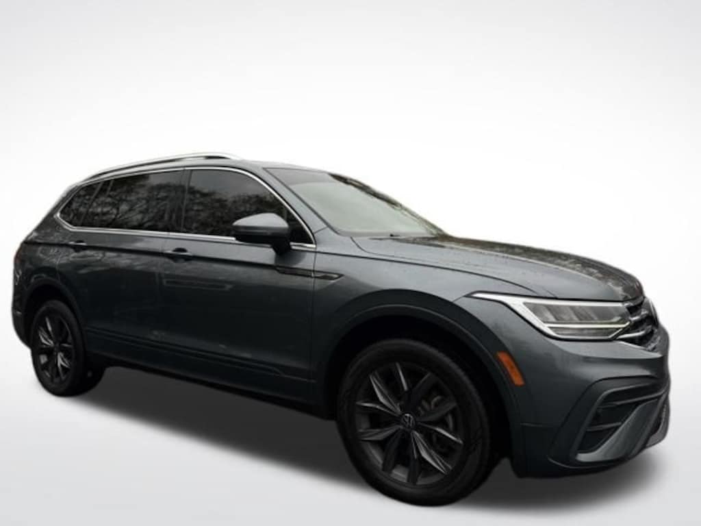 Used 2022 Volkswagen Tiguan 2.0T SE SUV
