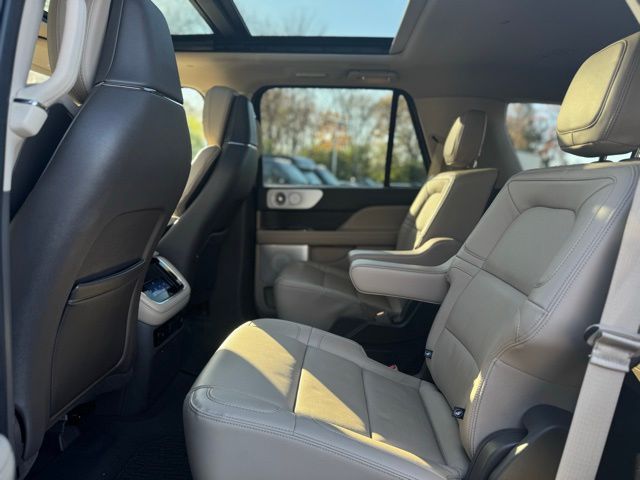 2024 LINCOLN NAVIGATOR - Image 18