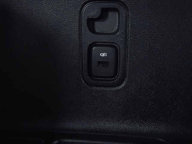 2022 CHEVROLET TRAVERSE - Image 22