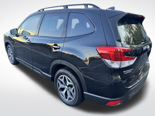 2023 SUBARU FORESTER - Image 6