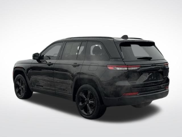2023 JEEP GRAND CHEROKEE - Image 9