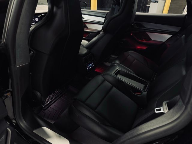 2020 PORSCHE TAYCAN - Image 21