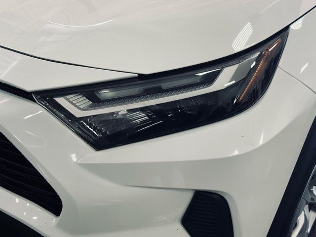2024 TOYOTA RAV4 - Image 2
