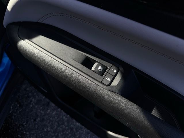 2022 JEEP COMPASS - Image 18