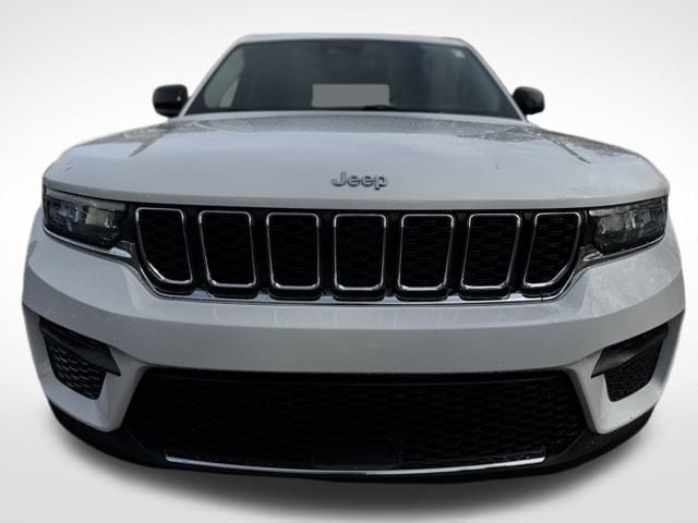 2023 JEEP GRAND CHEROKEE - Image 3