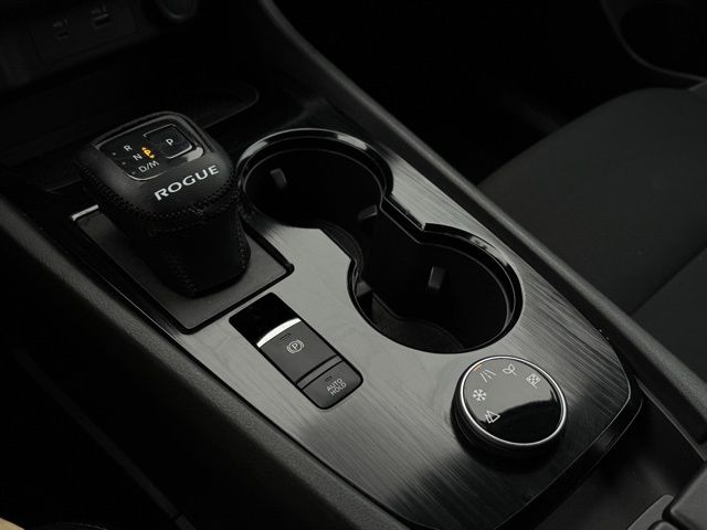 2023 NISSAN ROGUE - Image 26