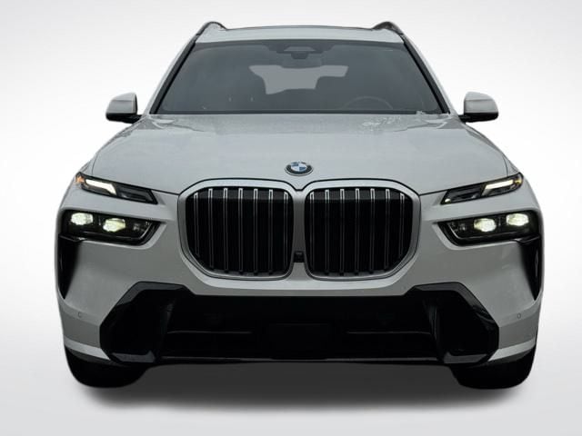 2026 BMW X7 - Image 2