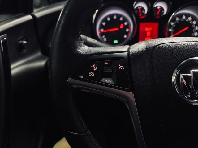 2017 BUICK CASCADA - Image 30